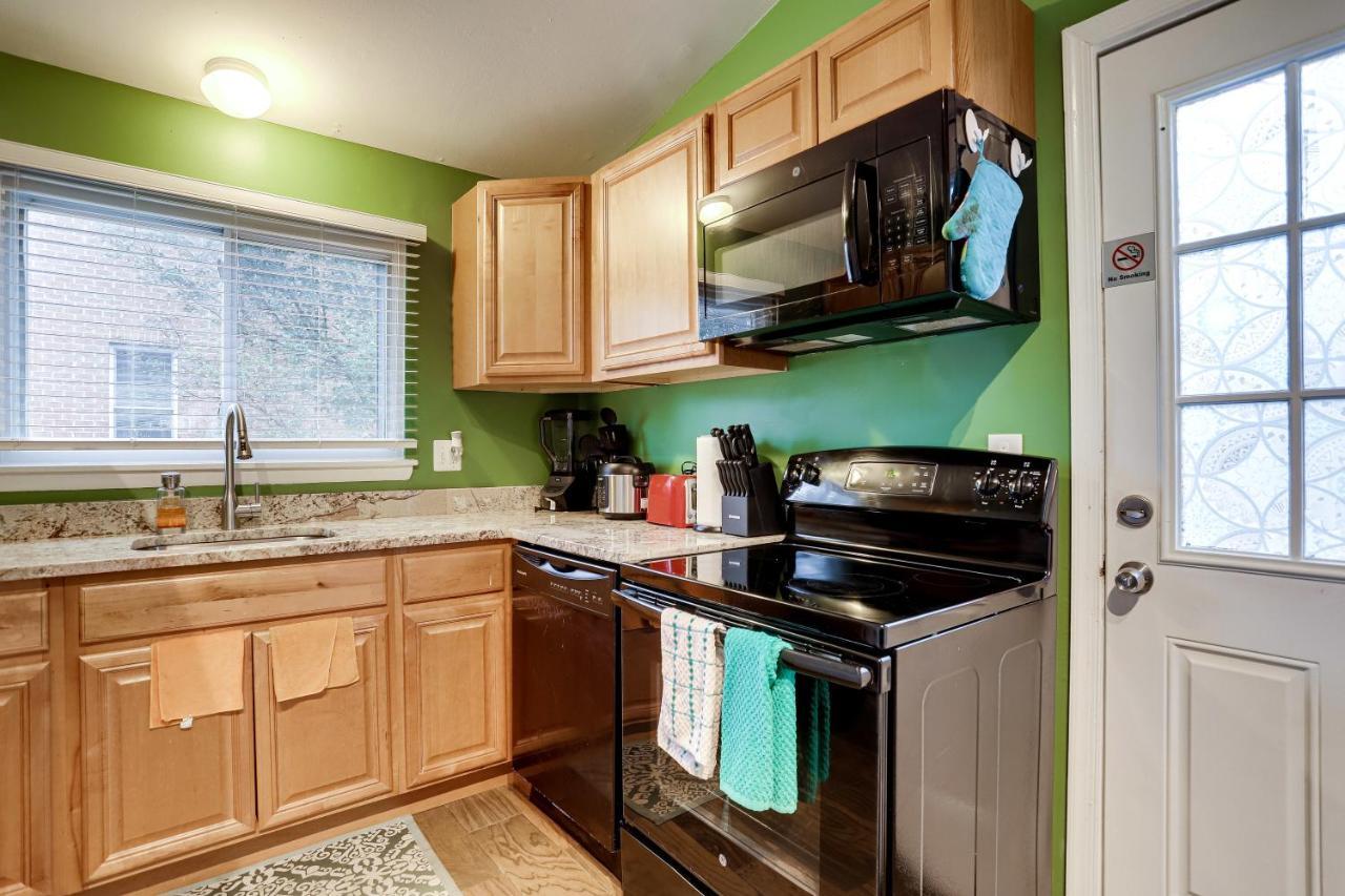 Вілла Escape To Our Cozy 3 Bed Rm 2 Bath Unit In Alexandria Va Екстер'єр фото